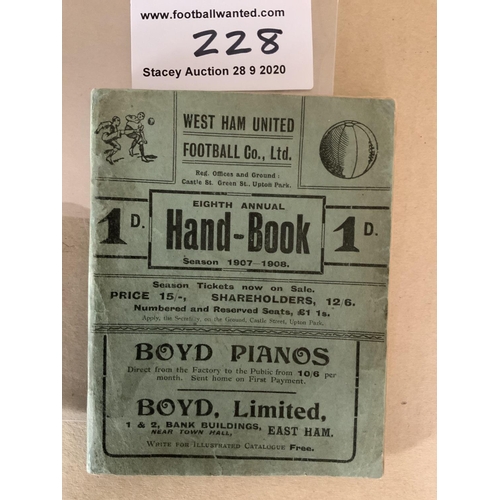 228 - 1907/08 West Ham Football Handbook: Excellent condition with no writing with spine intact and never ... 