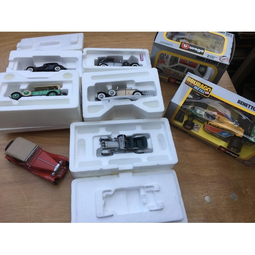 257 - Franklin mint/Burago, boxed, diecast, 1:24 scale vehicles