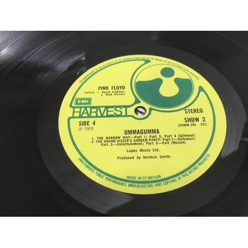 168 - An early UK pressing of Pink Floyd's 'Ummagumma' LP in VG/NM condition.