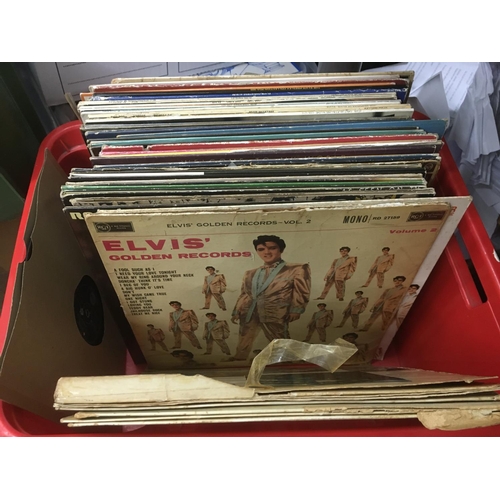 203 - A collection of Elvis Presley LPs.