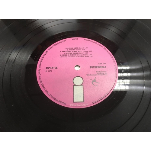 280 - A first UK gatefold pressing of the self titled 'Fotheringay' LP, ILPS 9125. Condition is VG+/NM.