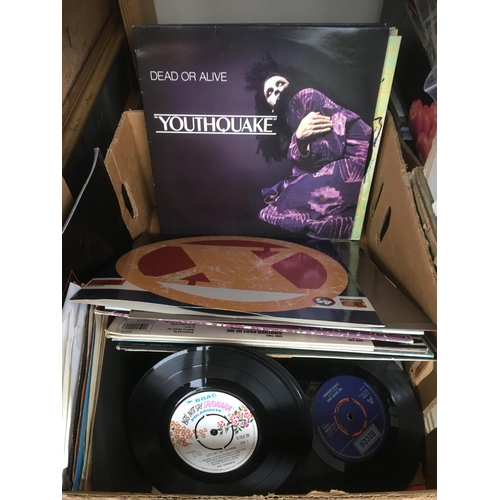 91 - A collection of LPs, 7 inch singles and 78s by various artists including The Rolling Stones, Stevie ... 