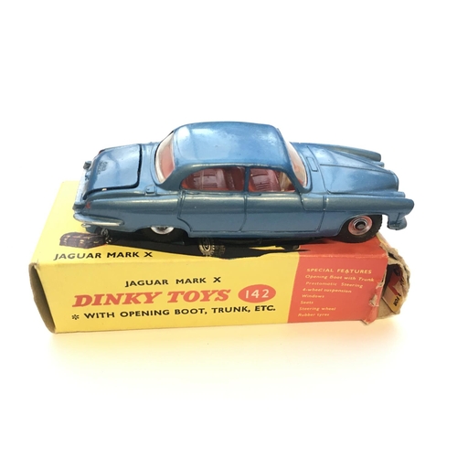 1929 - A Dinky universal Jeep #405, a Camionnette Citroen 1200 kg #25c, a Jaguar Mark x #142 and a Volkswag... 