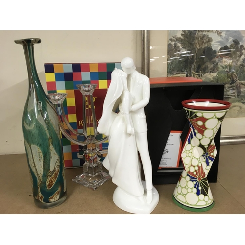 1008 - A boxed Wegewood Clarice Cliff design vase, an Edinburgh Crystal candlestick, Royal Doulton porcelai... 