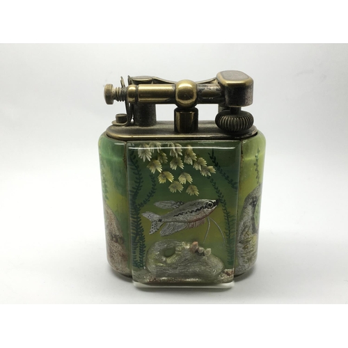 1019 - A Dunhill aquarium table lighter, approx 7.5cm high.