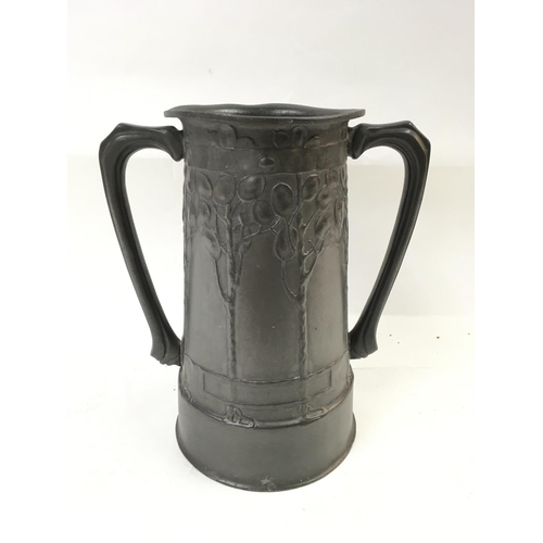 Lot 738       