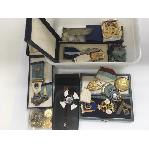 Lot 744       