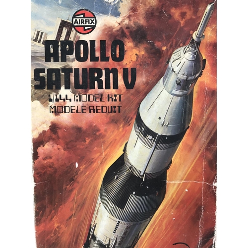 171 - A Airfix Apollo Saturn v model kit. Scale 1/144. Boxed