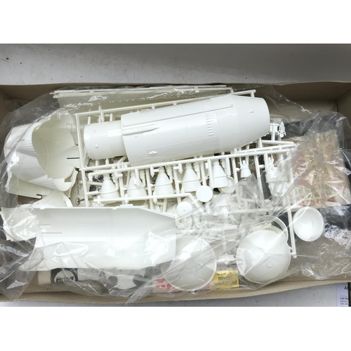 171 - A Airfix Apollo Saturn v model kit. Scale 1/144. Boxed