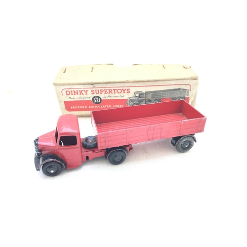 236 - A Dinky Supertoys Bedford Articulated Lorry Boxed #521.