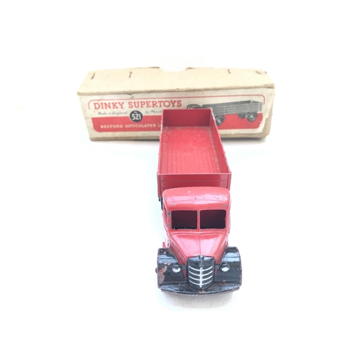 236 - A Dinky Supertoys Bedford Articulated Lorry Boxed #521.