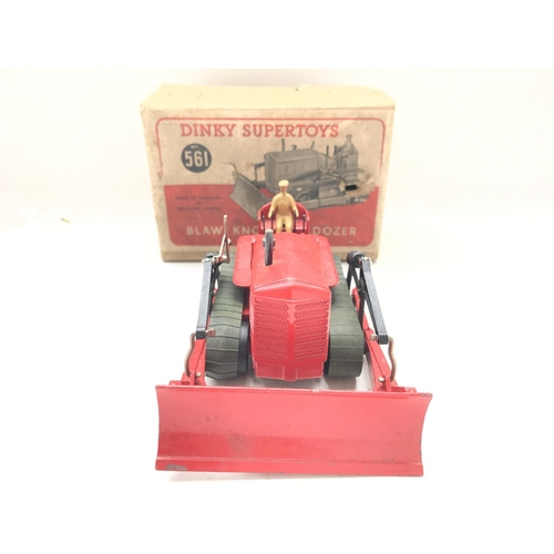 242 - A Boxe Dinky Supertoys Blaw Knox Bulldozer #561