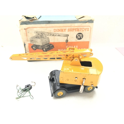 243 - A Boxed Dinky Supertoys Coles Mobile Crane Boxed. #571