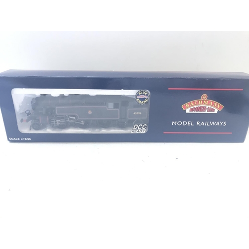 284 - A Bachmann Fairburn Tank 42096 BR Lined Black Early Emblem. (DCC) 32-876 boxed.