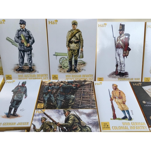 442 - Collection of 19 Boxes of HAT Plastic Figures including WWI Infantry and Artillery.