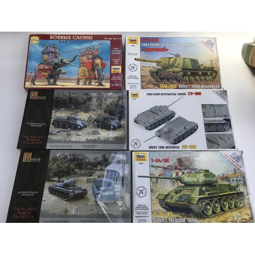 454 - Collection of 21 Model Kits including Zvezda Hansa Kogge Medieval ships / Tanks/Pegasus Tanks / Plas... 