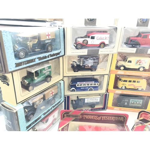 459 - A Collection of Boxed Lledo.Matchbox Vehicles including the Carry on Collection.