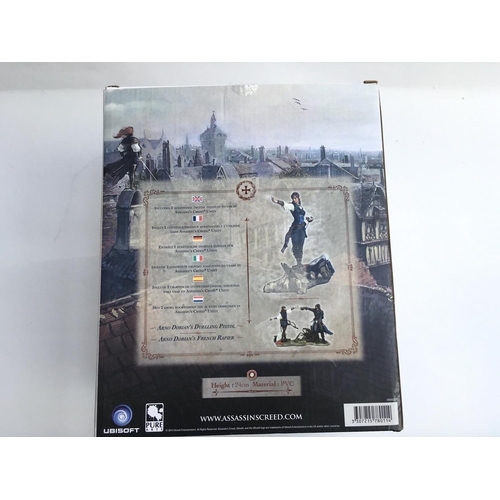 471 - Assassin's Creed Unity Elise The Fiery Templar Action Figure. 24 CM Statue. Boxed. (Gun missing).