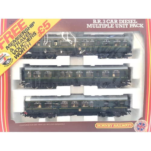 522 - A Boxed Hornby Car Diesel Multiple Unit Pack.# R.681.