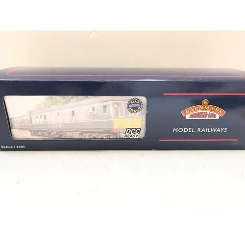 584 - A Bachmann 'OO' Gauge Class 108 2 Car DMU British Rail. Boxed. DCC Ready.