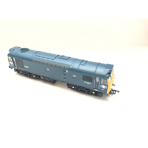 603 - A Bachmann Class 25/3 Diesel D7667 BR Blue Snow Plough. Boxed #32-404