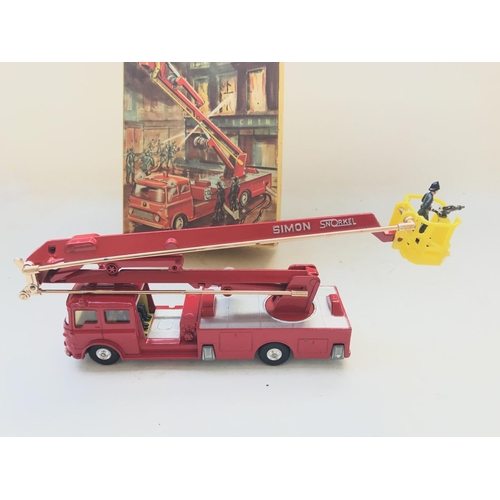 8 - A Corgi Simon Snorkel Fire Engine Boxed #1127