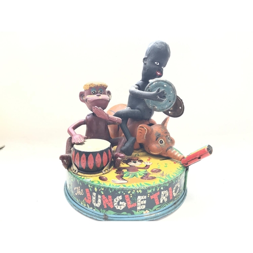 89 - A Jungle Trio Linemar Japan Battery Operated vintage Tin Plate toy (Seen working).