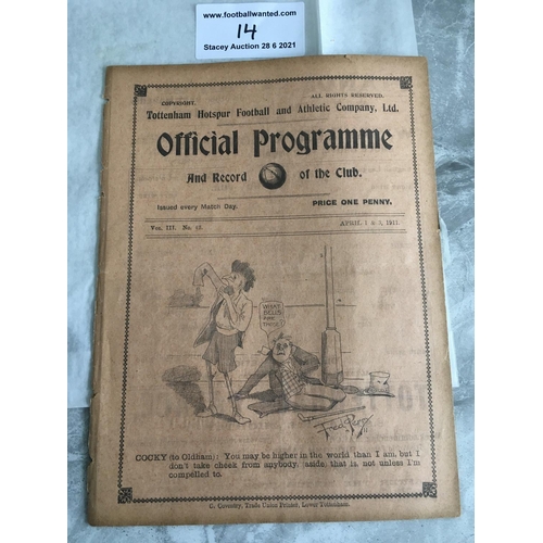14 - 1910/1911 Tottenham v Sunderland Football Programme: First Division dated 1 4 1911. No team changes.... 