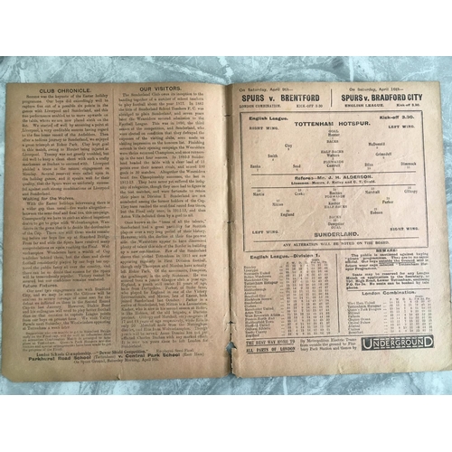 409 - 1920/21 Tottenham v Sunderland Football Programme: League match dated 2 4 1921 with no team changes.... 