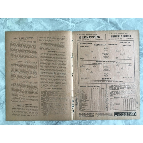 415 - 1921/22 Tottenham v Burnley Football Programme: League match dated 19 11 1921 with no team changes. ... 