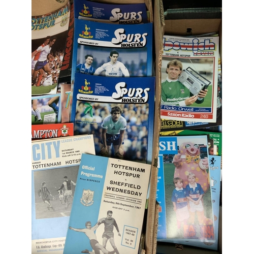 50 - Tottenham Home + Away Football Programmes: Quantity in good condition from mainly the 70s onwards. I... 