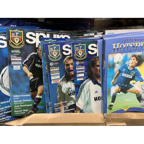 51 - Tottenham Home + Away Football Programmes: Quantity of mainly modern programmes. Instructions to sel... 