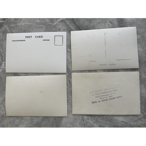 67 - Tottenham Signed Football Postcards: Good condition with undedicated autograph to picture on postcar... 