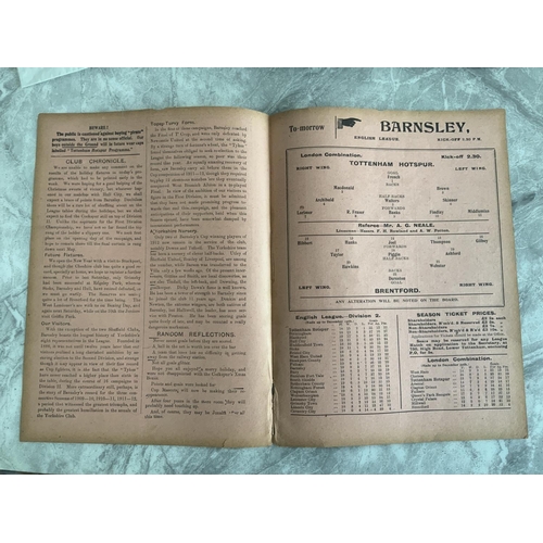 105 - 1919/1920 Tottenham Reserves v Brentford Football Programme: London Combination dated 26 12 1919. Ex... 