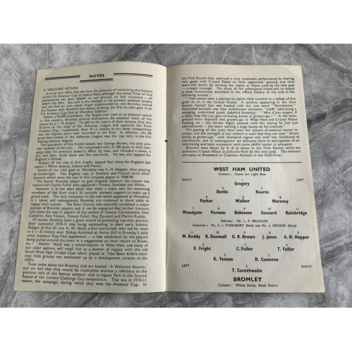 802 - 49/50 West Ham v Bromley Football Programme: London FA Cup ex bound white copy in excellent conditio... 