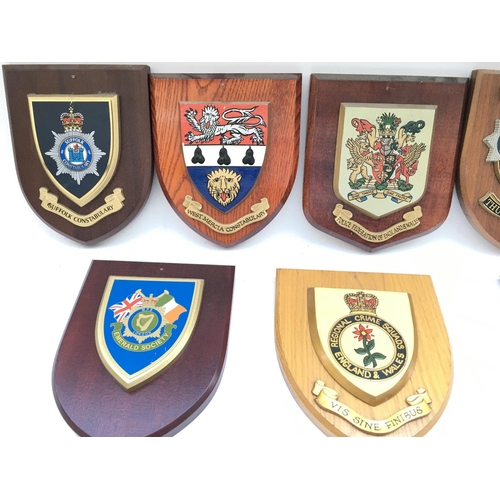 2309 - 10 x various plaques presented to Yeoman Warders.
Provided with letter of Authenticity.