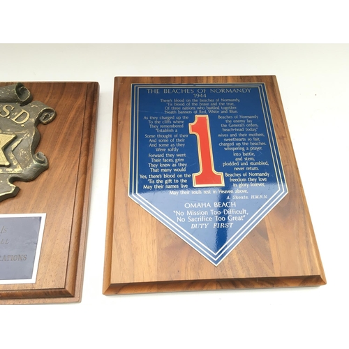 2339 - 6 x plaques presented to Tower of London Yeoman Warders.
Provided with letter of Authenticity.