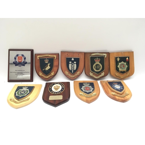 2342 - 9 x plaques presented to Tower of London Yeoman Warders.
Provided with letter of Authenticity.