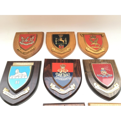 2398 - 9 x plaques presented to Tower of London Yeoman Warders.
Provided with letter of Authenticity.