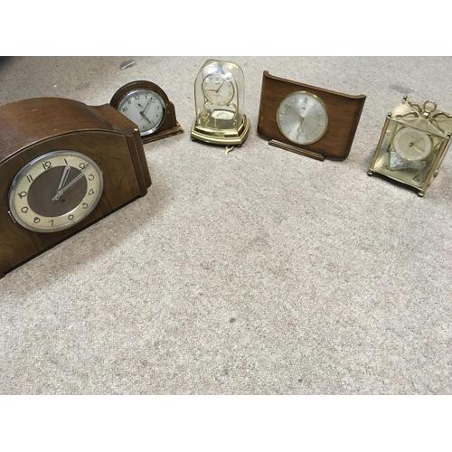 1228 - A collection of clocks, not seen working - NO RESERVE