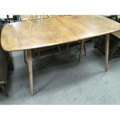 1269 - A Ercole table and four chairs 80 cm by 155 cm