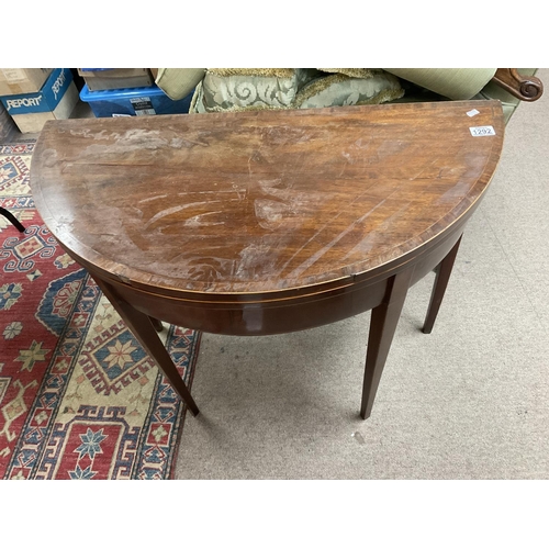 1293 - A Georgian Deco lune card table, (poor condition).