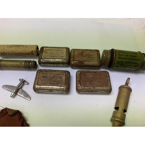 1619 - A collection of small military items including medical supplies and a Royal Air Force arm patch.