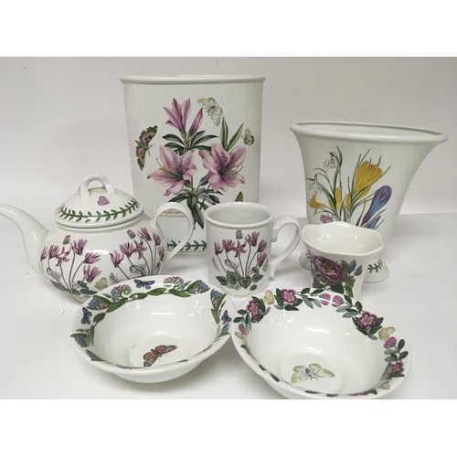 948 - A collection of Portmeirion Botanic garden ceramics. No obvious damage (a lot)