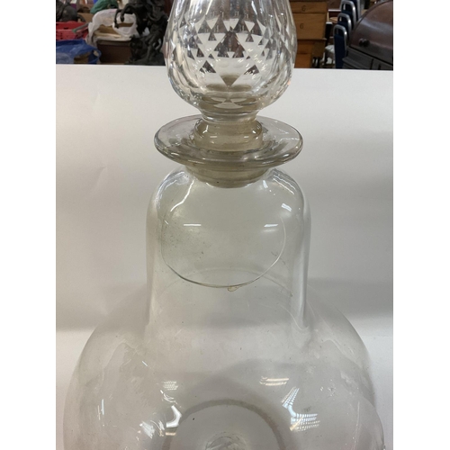 995 - A Victorian chemist clear glass carboy with a raised pontil to the underside and itâs original cut... 