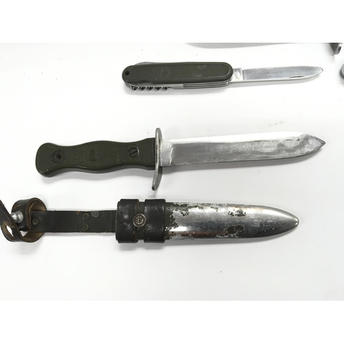 2052 - Collection of various knives including a German bundeswehr 1969 combat knife by Robert Klaas. Also a... 