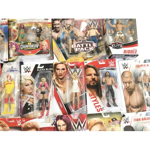 117 - A Collection of 17 Boxed WWE Figures. Including Elite.