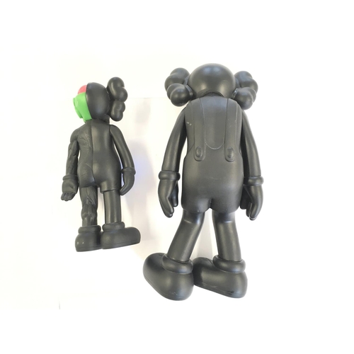 123 - 2 X Designer toy Figures.