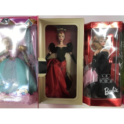 375 - 4 x Barbie dolls including Barbie Daphne scooby doo - solo in the spotlight - winter splendor - Rapu... 