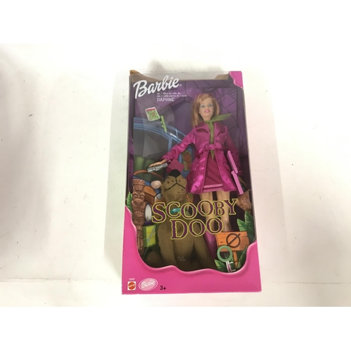 375 - 4 x Barbie dolls including Barbie Daphne scooby doo - solo in the spotlight - winter splendor - Rapu... 